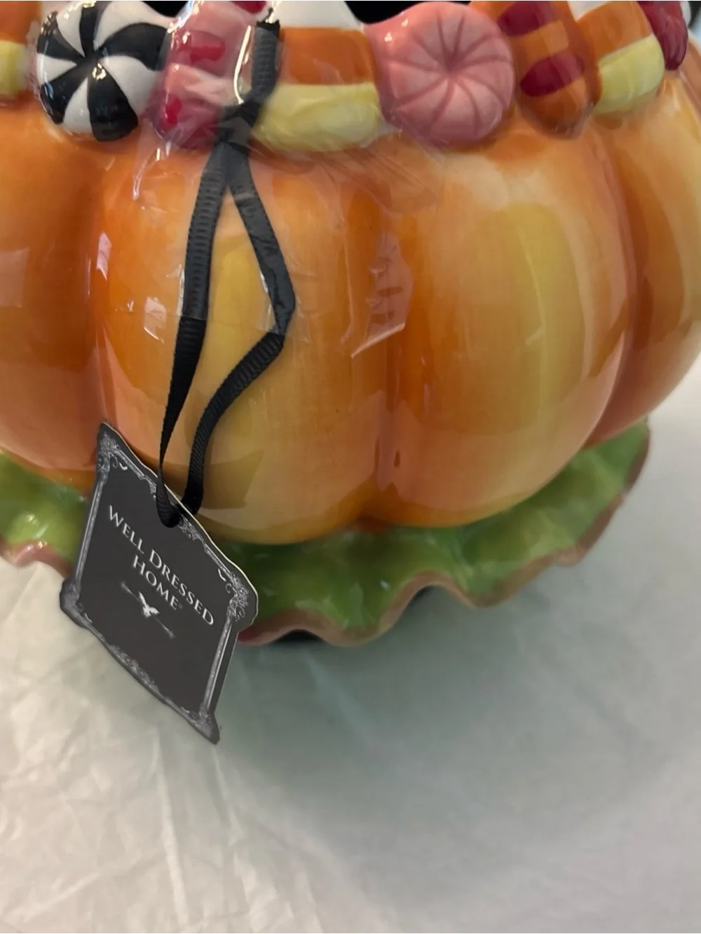 BRAND NEW 2022 Corner Ruby Carnival Candy Corn Pumpkin Bowl